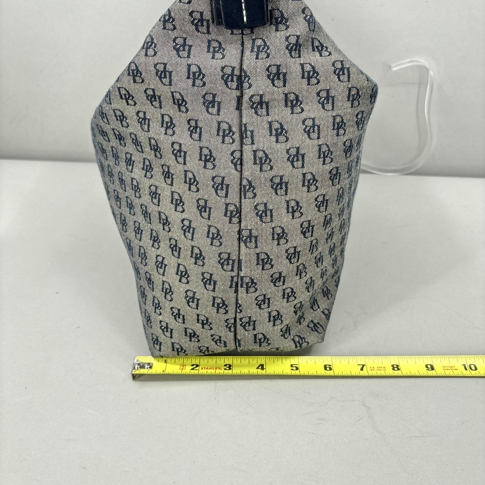 Dooney & Bourke Shoulder Bag Womens Medium Gray Monogram Canvas Leather Zip - Picture 6 of 12